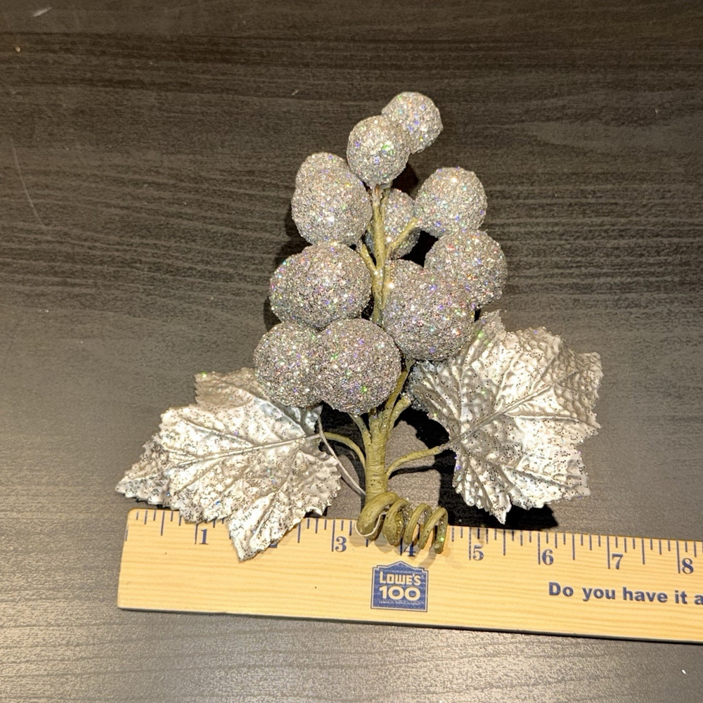 Vtg 2000 Enesco Glitter Grapes Ornament Silver Sparkle Decor Glam Cottagecore - Picture 6 of 8